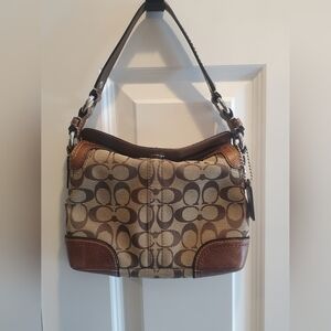 Coach Jacquard Chelsea Turnlock tan signature handbag style 10980